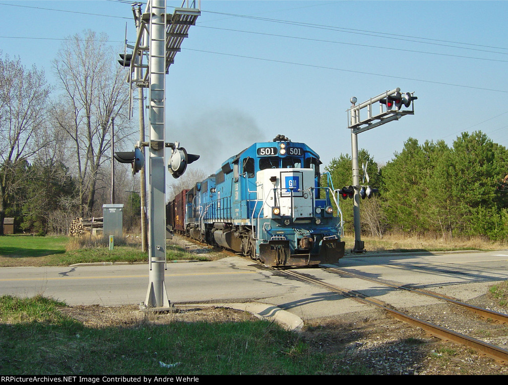 ELS 501 splits the County Highway S crossing signals